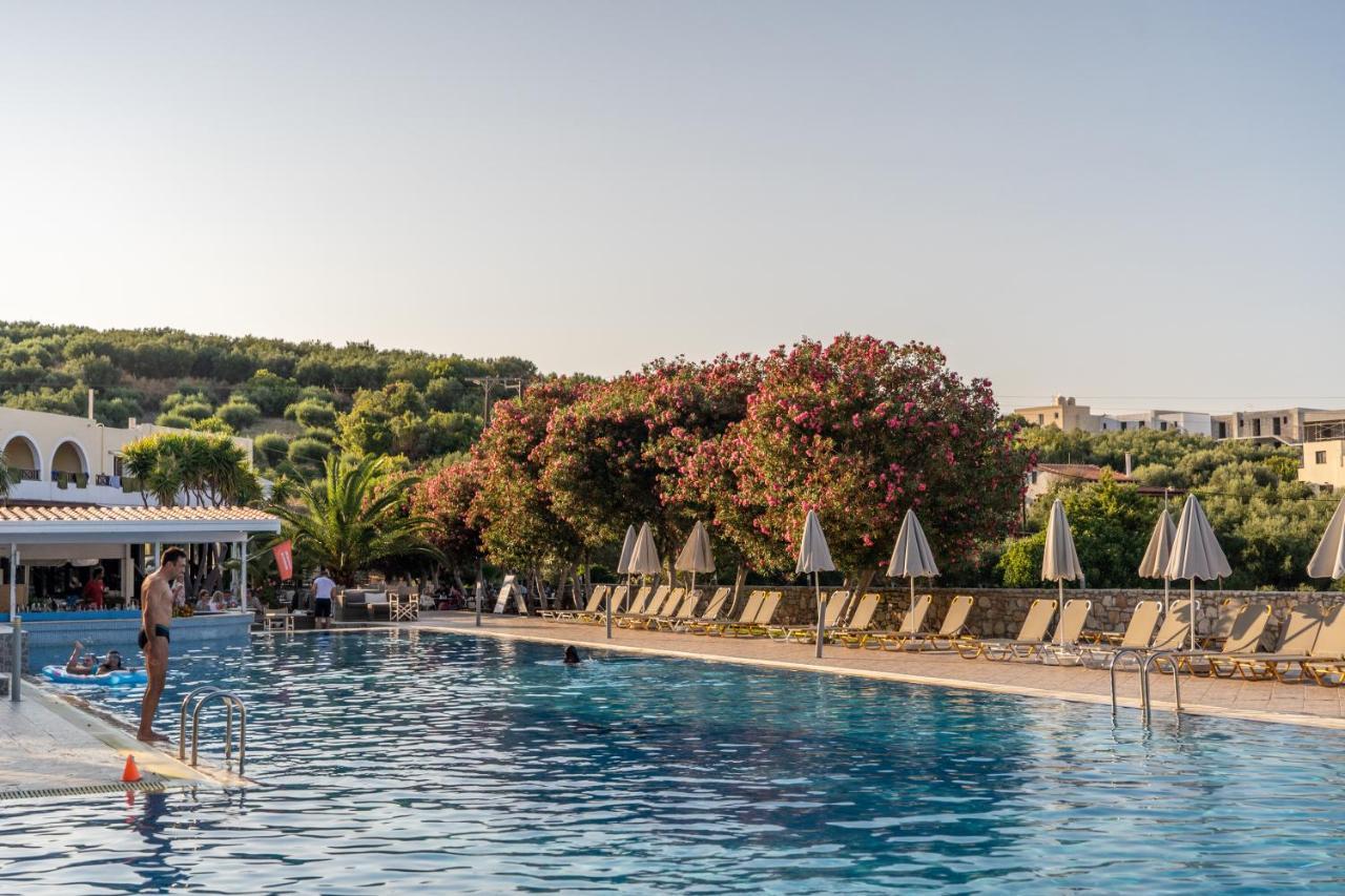 Almyrida Village & Waterpark Kültér fotó